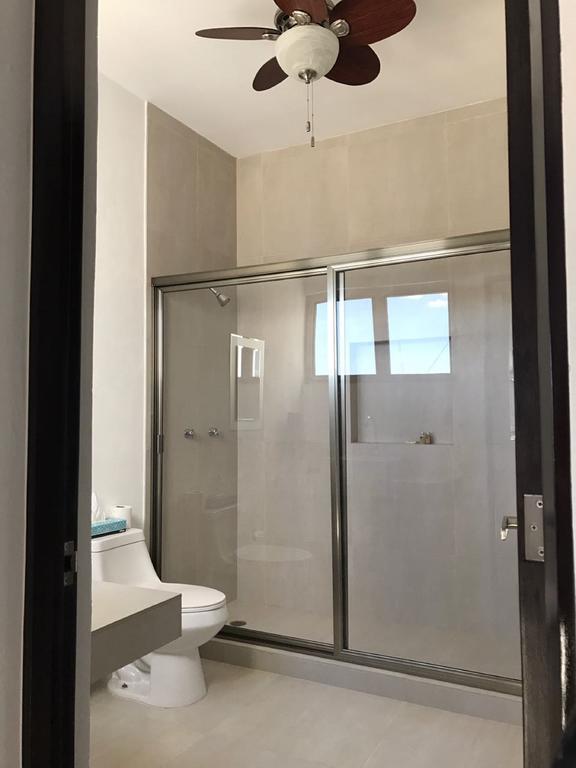 Hostal Urbano - Aeropuerto Alfredo V. Bonfil ภายนอก รูปภาพ
