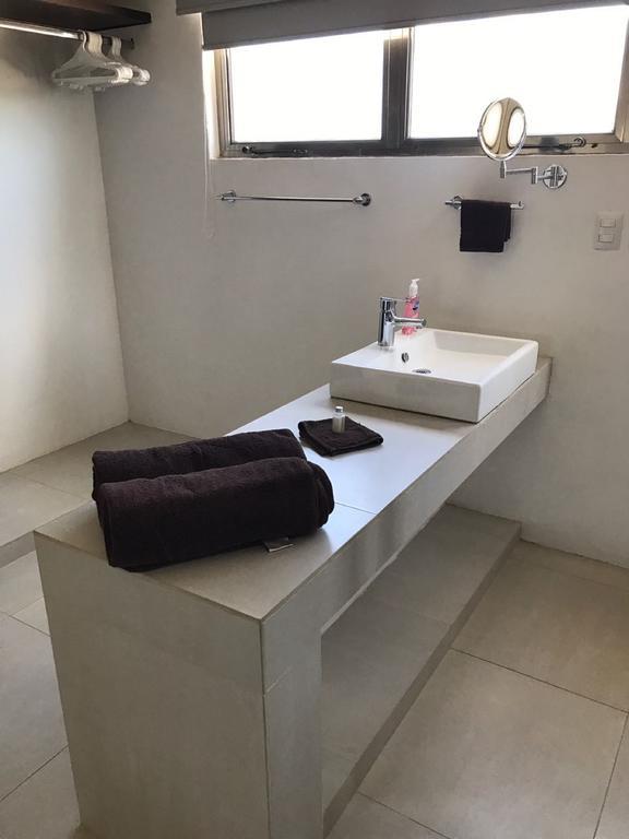 Hostal Urbano - Aeropuerto Alfredo V. Bonfil ภายนอก รูปภาพ