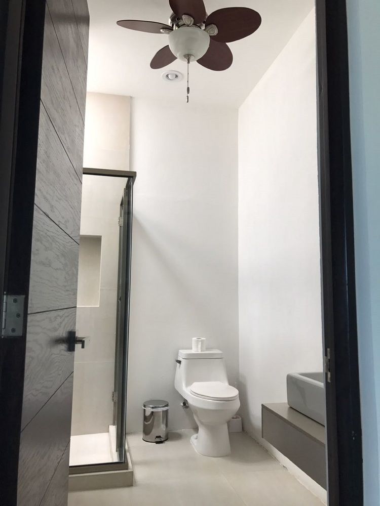 Hostal Urbano - Aeropuerto Alfredo V. Bonfil ภายนอก รูปภาพ